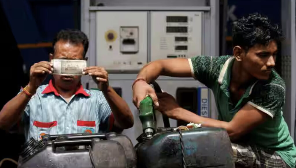 India's Petroleum Export Earnings Fall steeply By 9.69%: Report Here